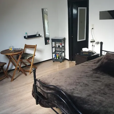 Chez Virginie בית אירוח